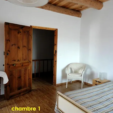 Maison De Charme En Campagne A Avec Jardin *